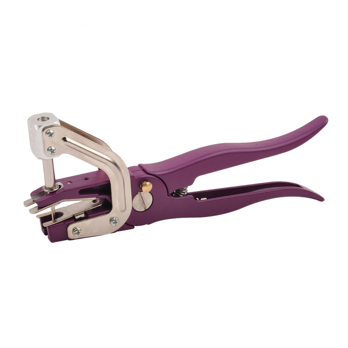 Ear tag applicator